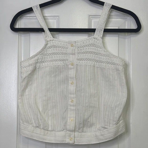 Universal Thread Tops - Universal Thread Cream Tank Top with Ribbed Texture and Buttoned Detail